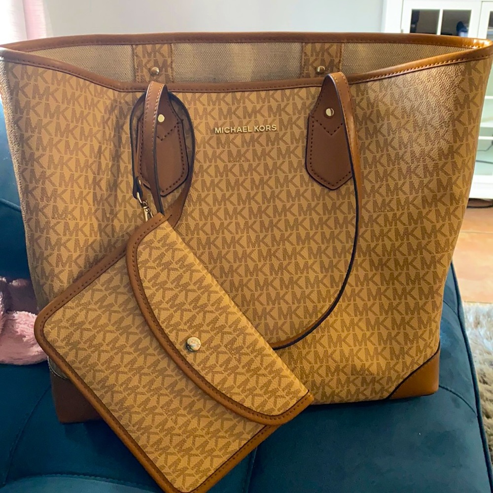 Michael Kors tote bag